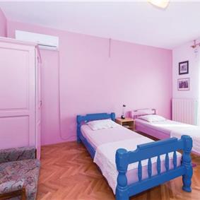4 Bedroom Villa with Pool and Balcony on Ciovo Island near Trogir, Sleeps 8-9 